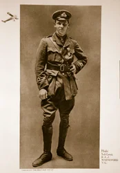 Vliegonderluitenant R.A.J. Warneford V.C., 1914-19